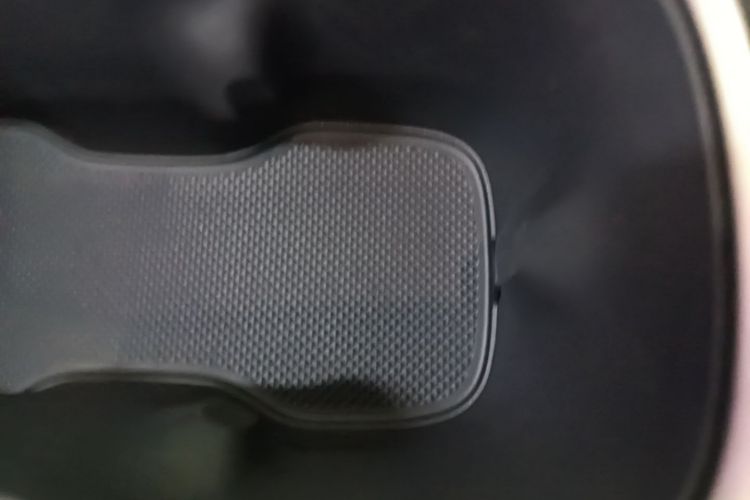 MI SU7 2025 immagine di auto #9