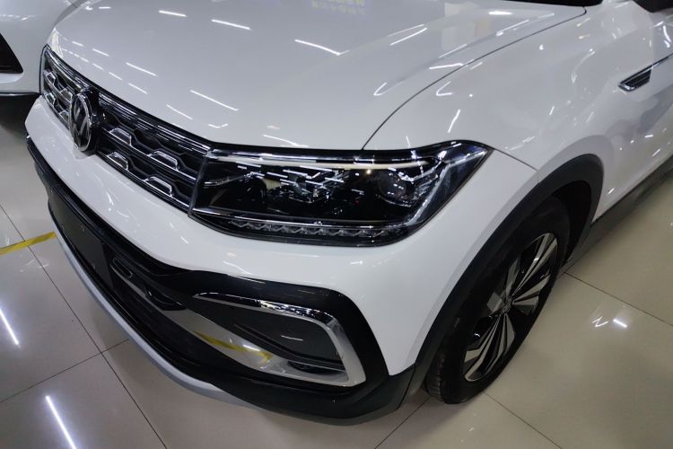 Volkswagen T-Cross 2019 изображение автомобиля #23