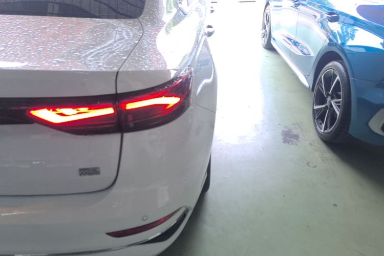 GEELY Emgrand 2023 car image #8