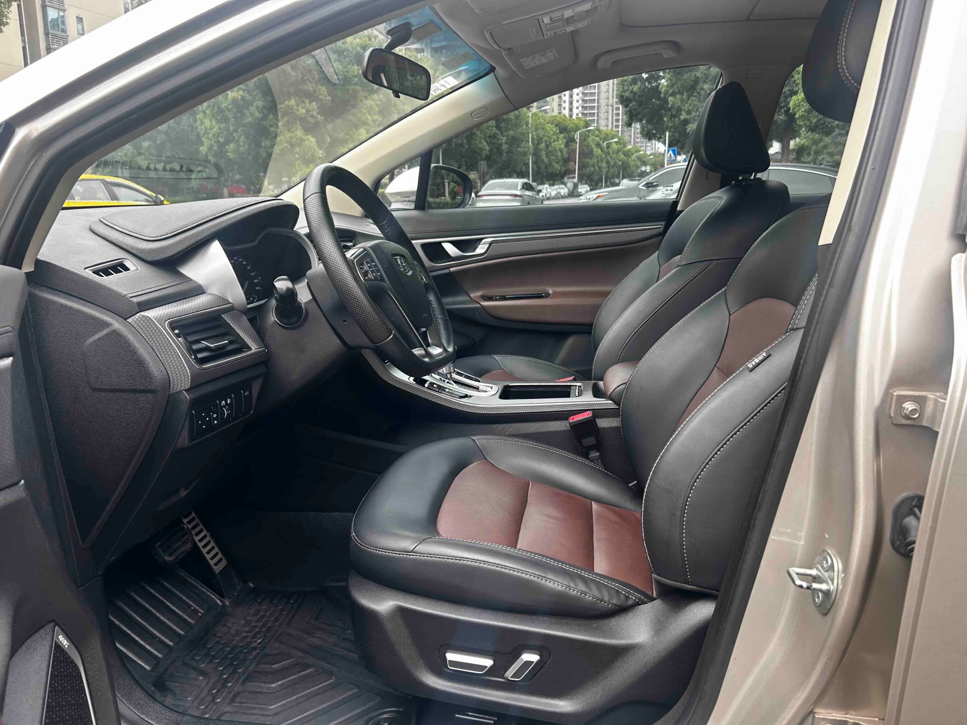 GEELY Emgrand GS 2018 #9 GEELY Emgrand GS 2018 car image #9