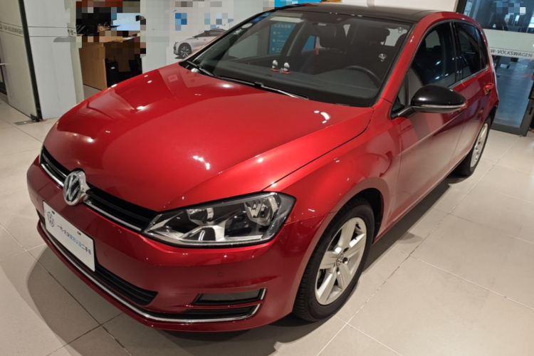 Volkswagen Golf 2017 car image #2