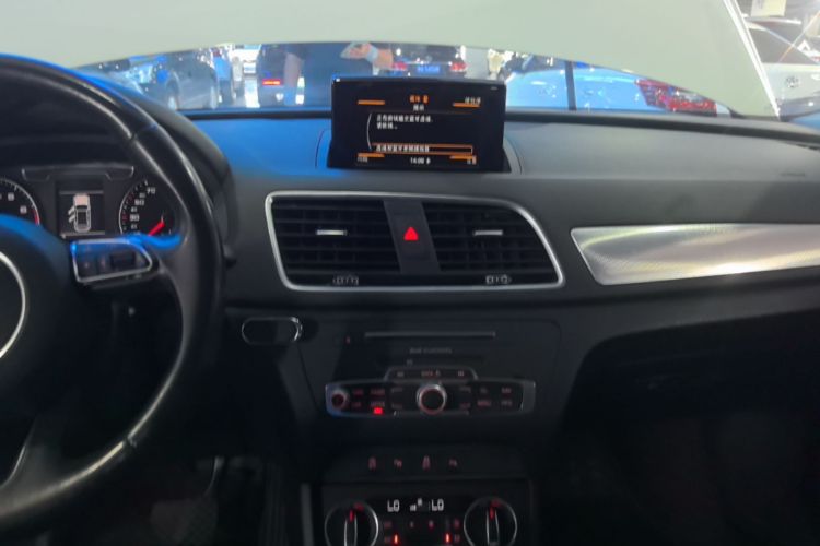 Audi Q3 2017 #13 Audi Q3 2017 car image #13