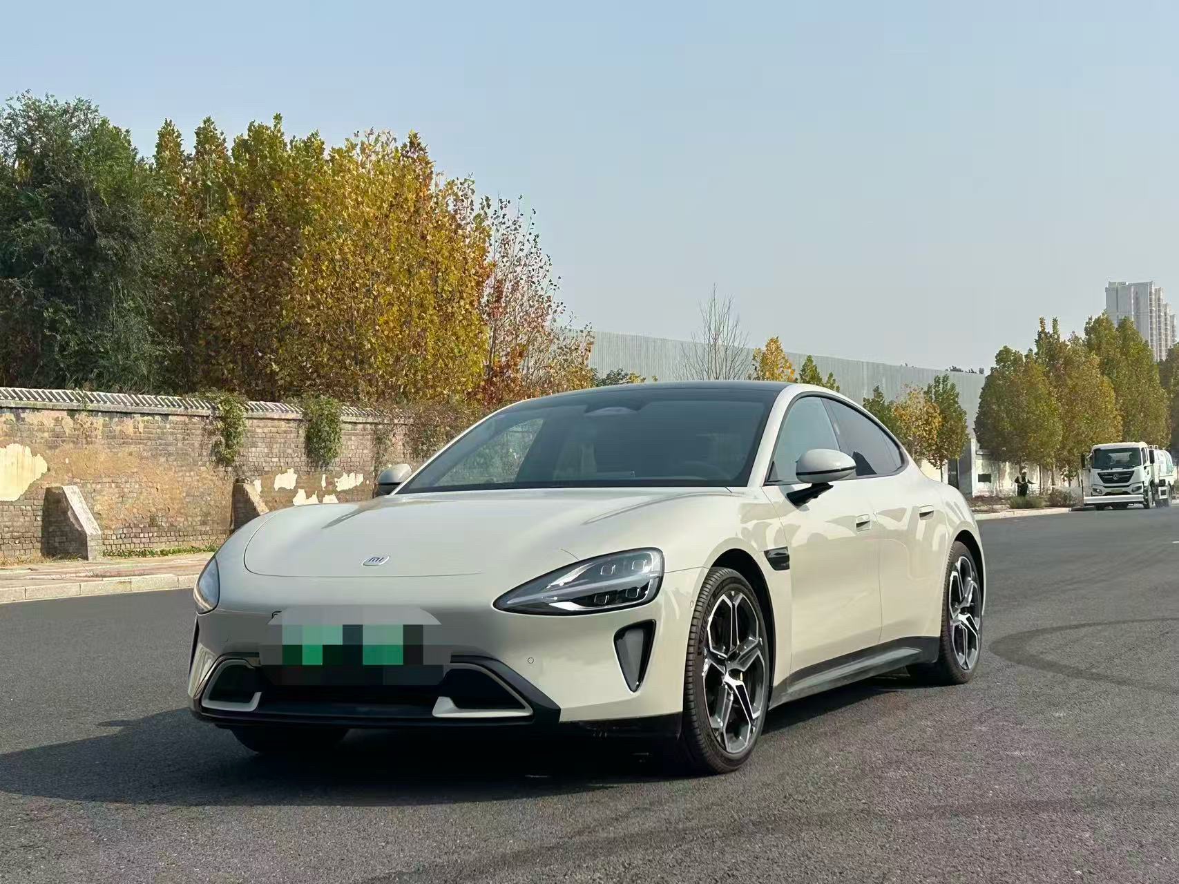 MI SU7 2024 car image 