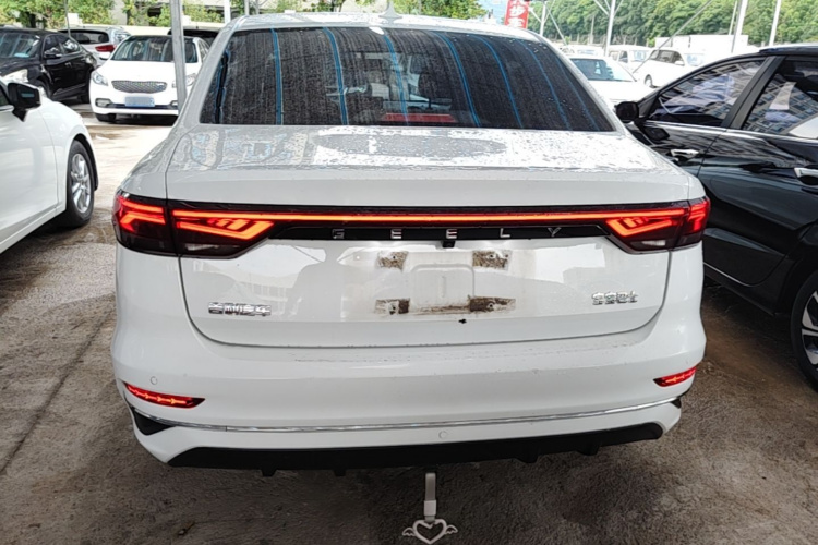 GEELY Emgrand 2022 car image #6