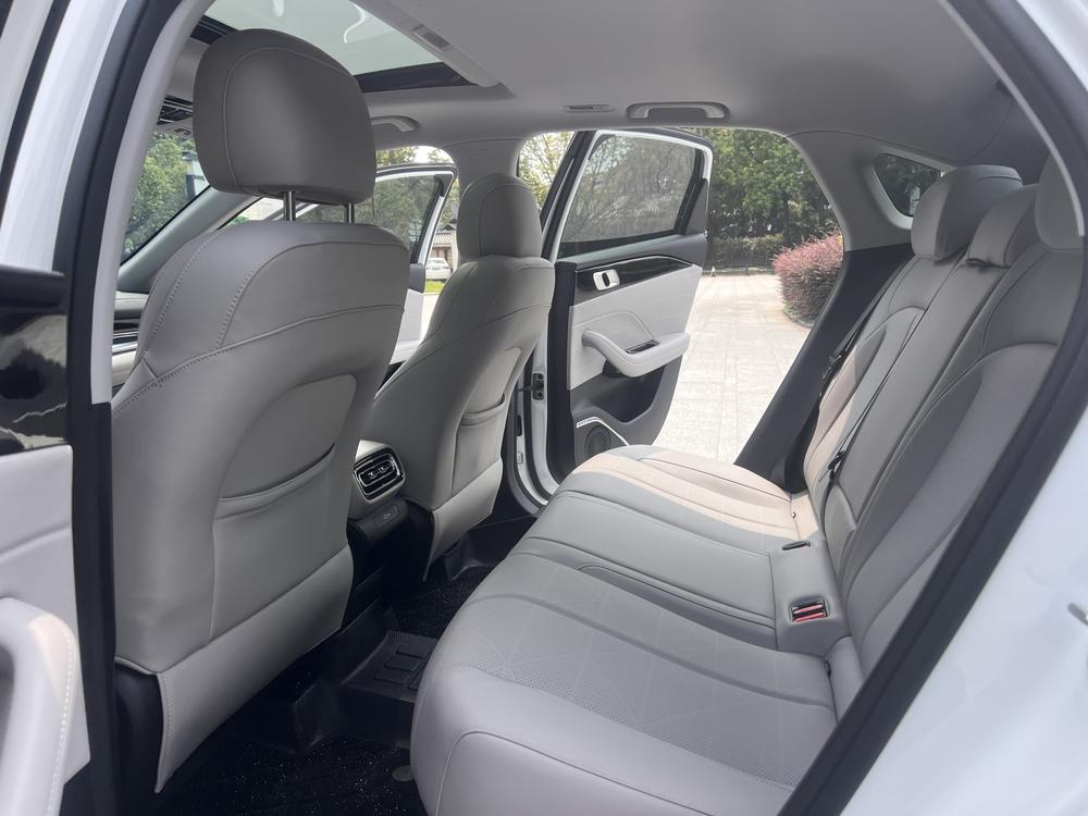 GEELY Emgrand 2025 #11 GEELY Emgrand 2025 immagine di auto #11