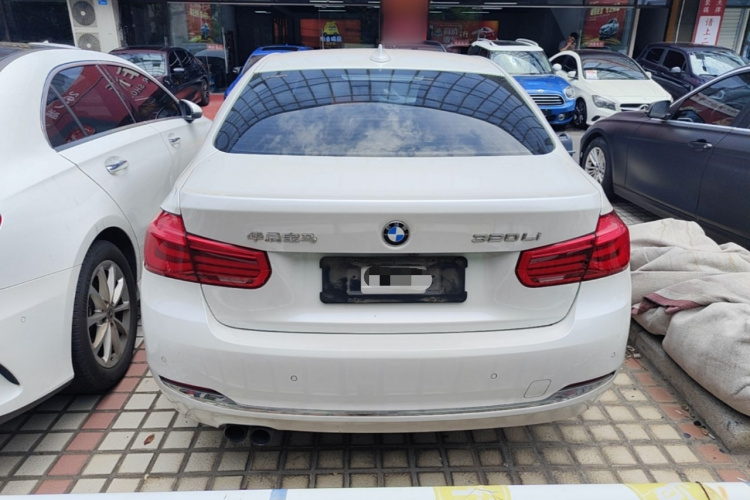 BMW 3 Series 2017 car image #6