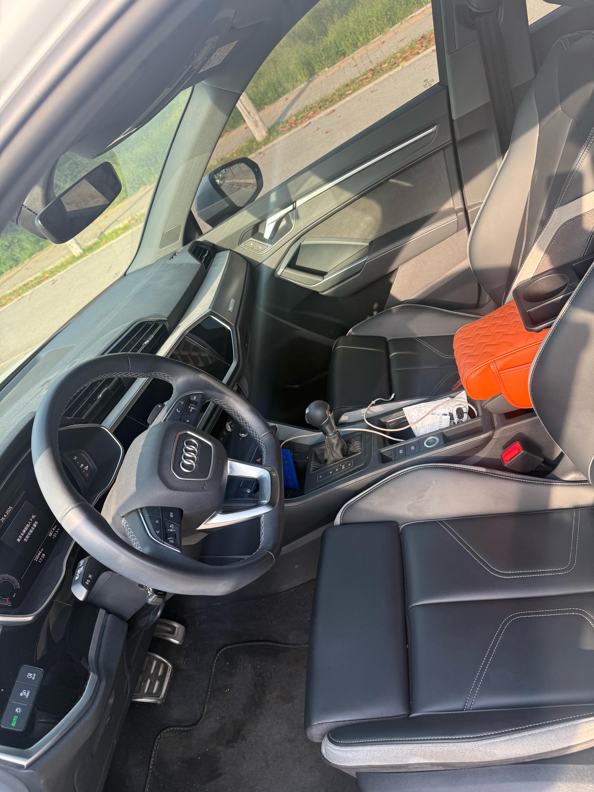 Audi Q3 2024 car image #7