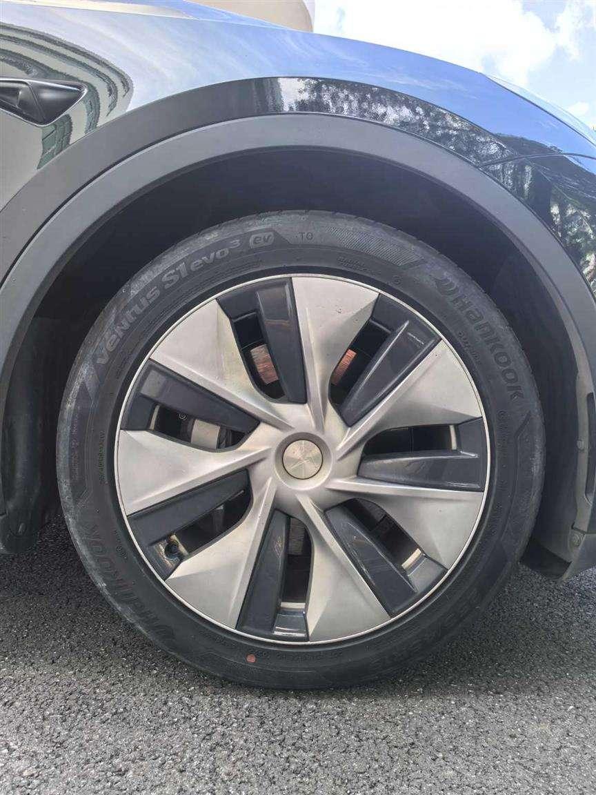 Tesla Model Y 2021 #7 Tesla Model Y 2021 car image #7