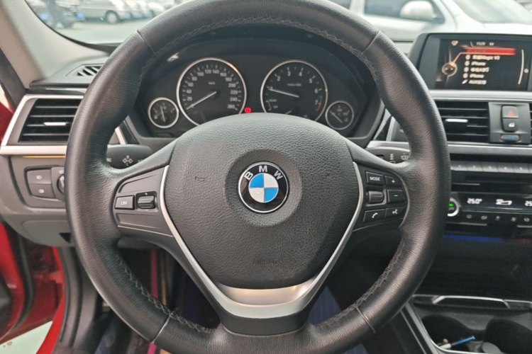 BMW 3 Series 2017 #11 BMW 3 Series 2017 car image #11