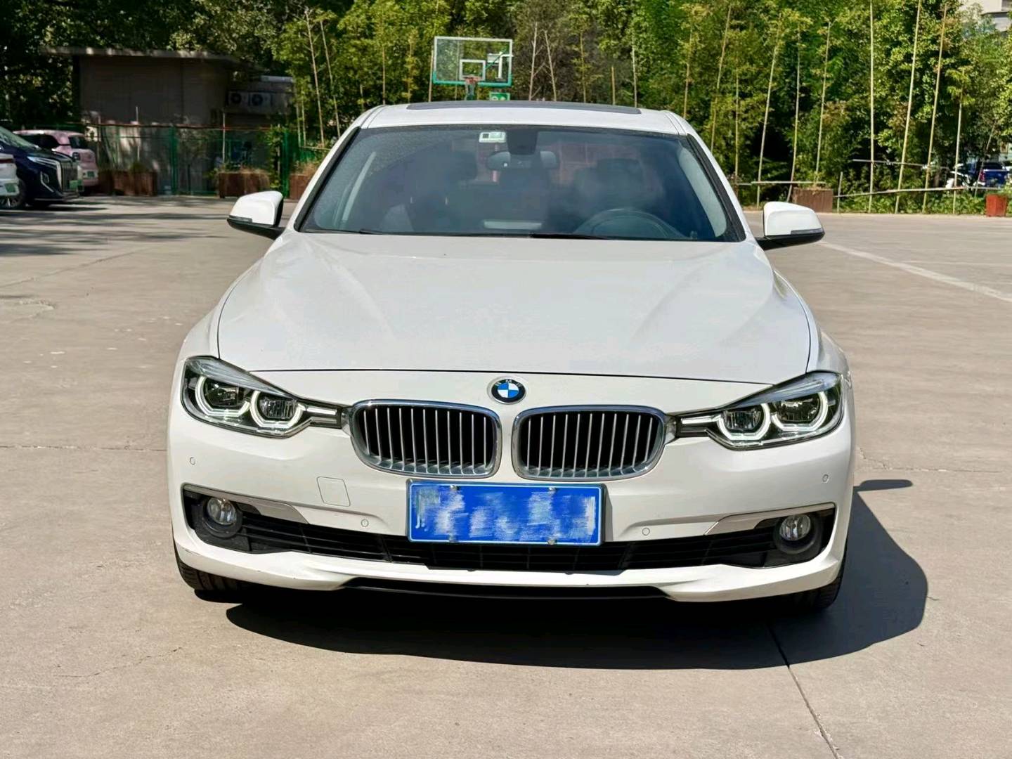BMW 3 Series 2017 #8 BMW 3 Series 2017 car image #8