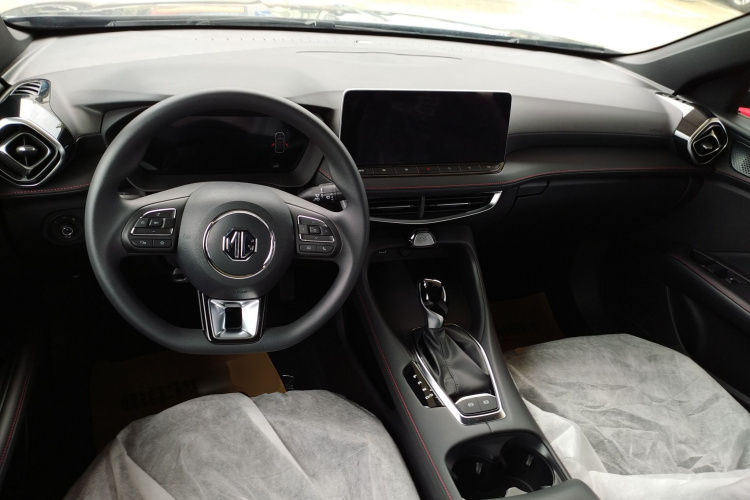 MG 5 2026 imagen de coche #10