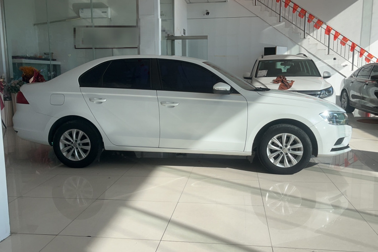 Volkswagen Bora 2018 car image #4