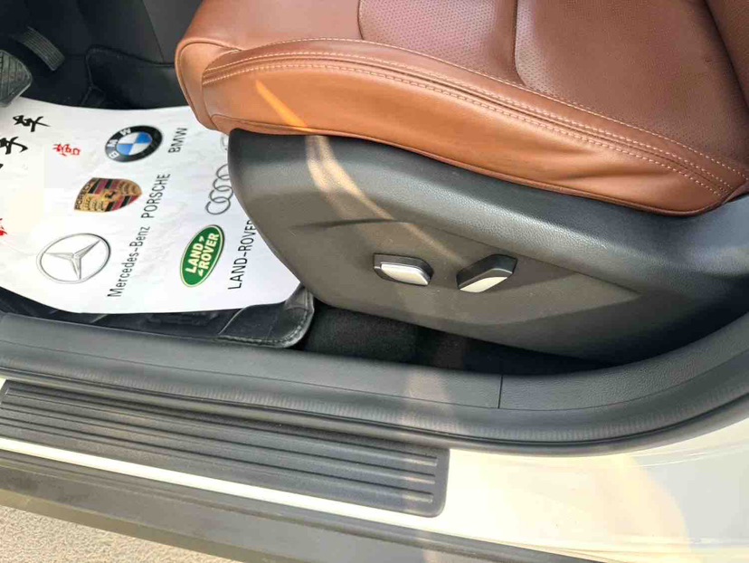 GEELY Vision X6 2023 صورة سيارة #14