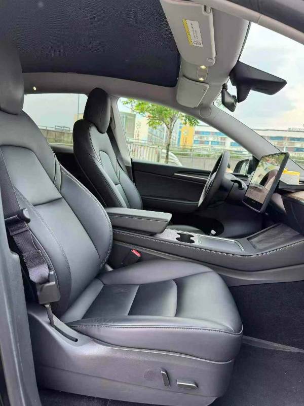 Tesla Model Y 2022 car image #7