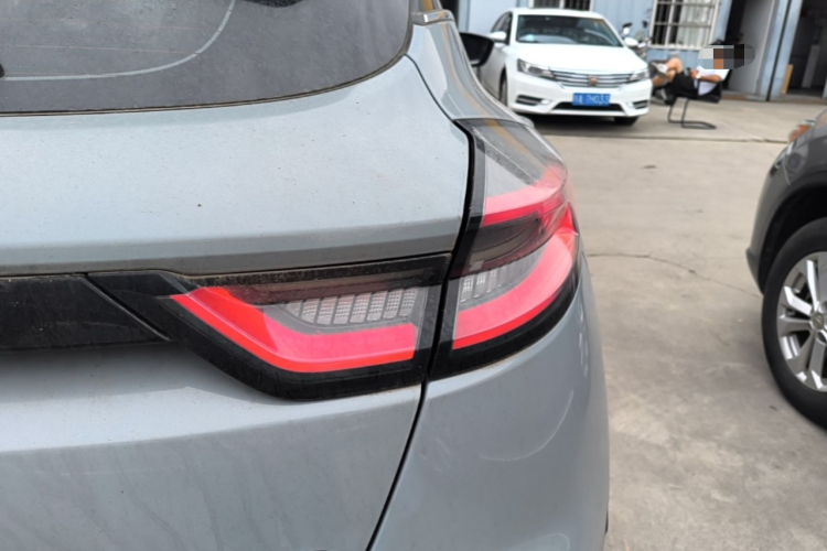 GEELY Emgrand S 2023 immagine di auto #8