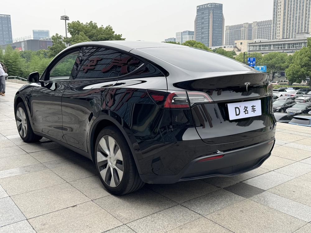 Tesla Model Y 2023 #5 Tesla Model Y 2023 immagine di auto #5