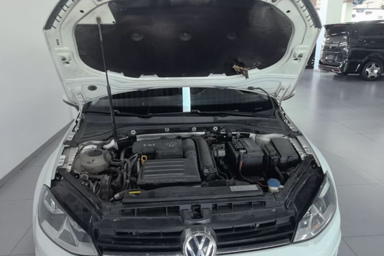 Volkswagen Golf 2015 car image #20