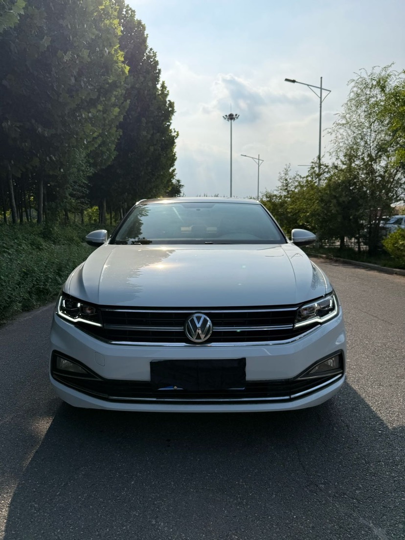 Volkswagen Bora 2022 car image #2