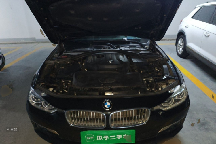 BMW 3 Series 2018 immagine di auto #22
