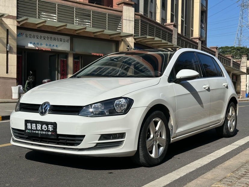 Volkswagen Golf 2016 car image 