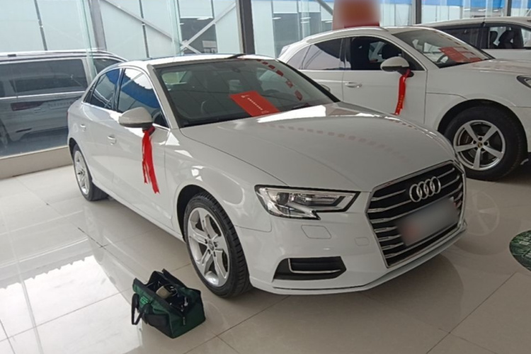 Audi A3 2021 immagine di auto #4