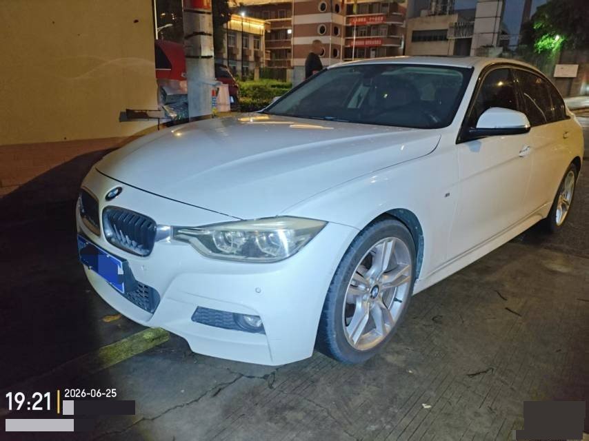 BMW 3 Series 2018 car image 