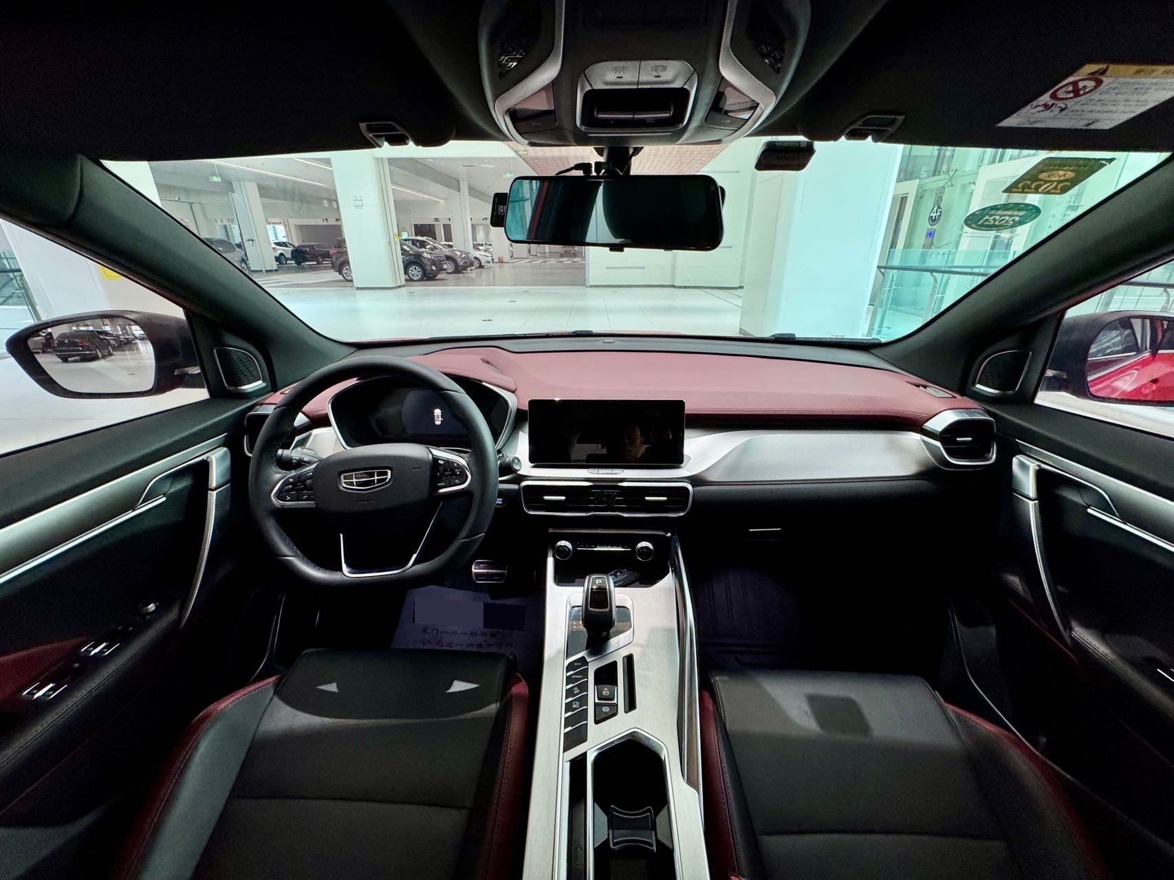 GEELY Coolray 2019 image de voiture #9