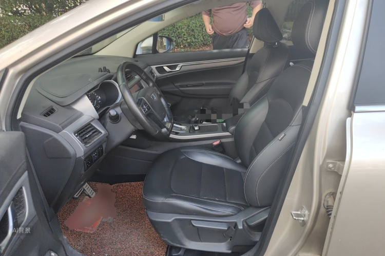 GEELY Emgrand GS 2018 car image #17