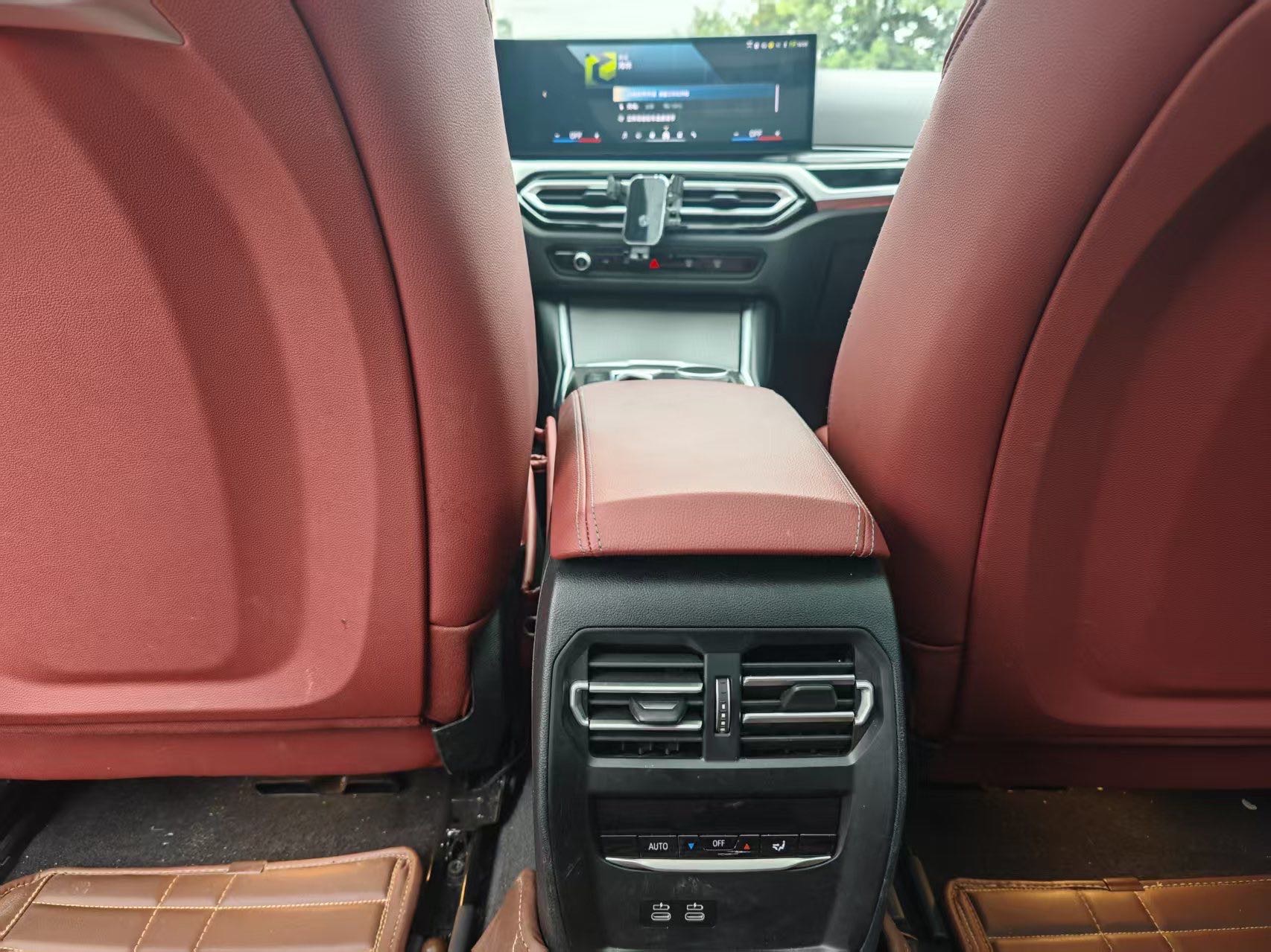 BMW i3 2024 صورة سيارة #12