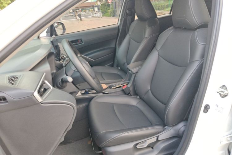 Toyota Corolla Cross 2024 car image #15