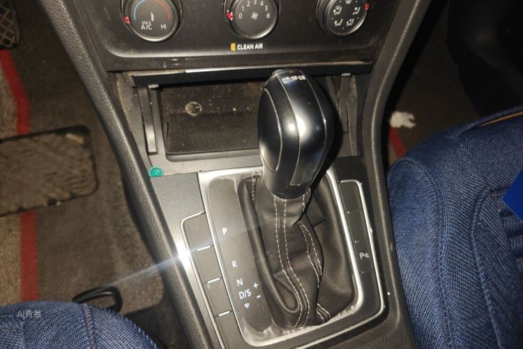 Volkswagen Golf 2017 #16 Volkswagen Golf 2017 car image #16