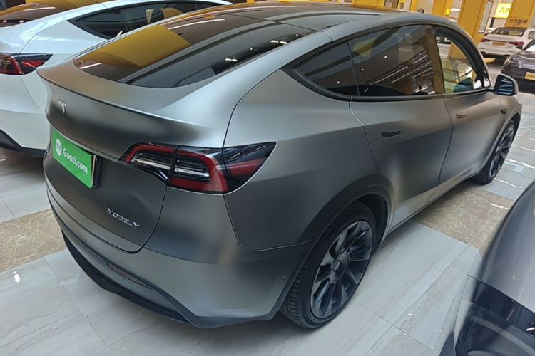 Tesla Model Y 2021 #5 Tesla Model Y 2021 car image #5