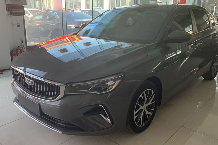GEELY Emgrand 2024 car image #2