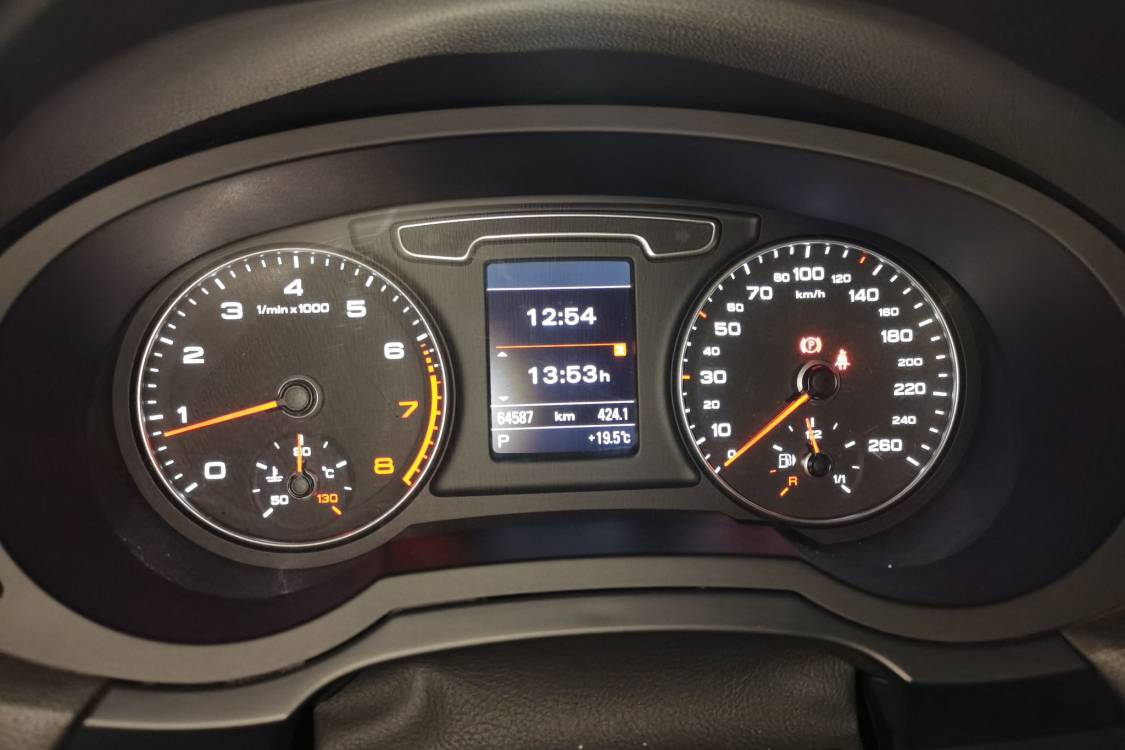 Audi Q3 2014 #24 Audi Q3 2014 car image #24