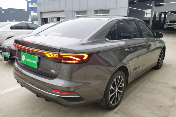 GEELY Emgrand 2024 imagen de coche #7