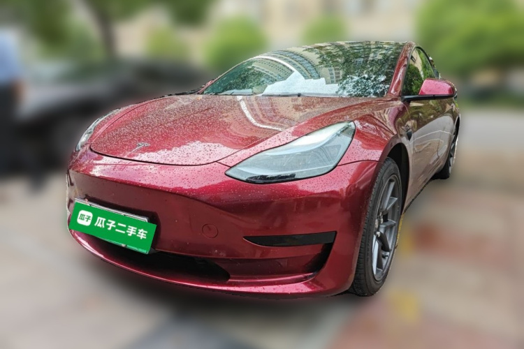 Tesla Model 3 2022 car image #2