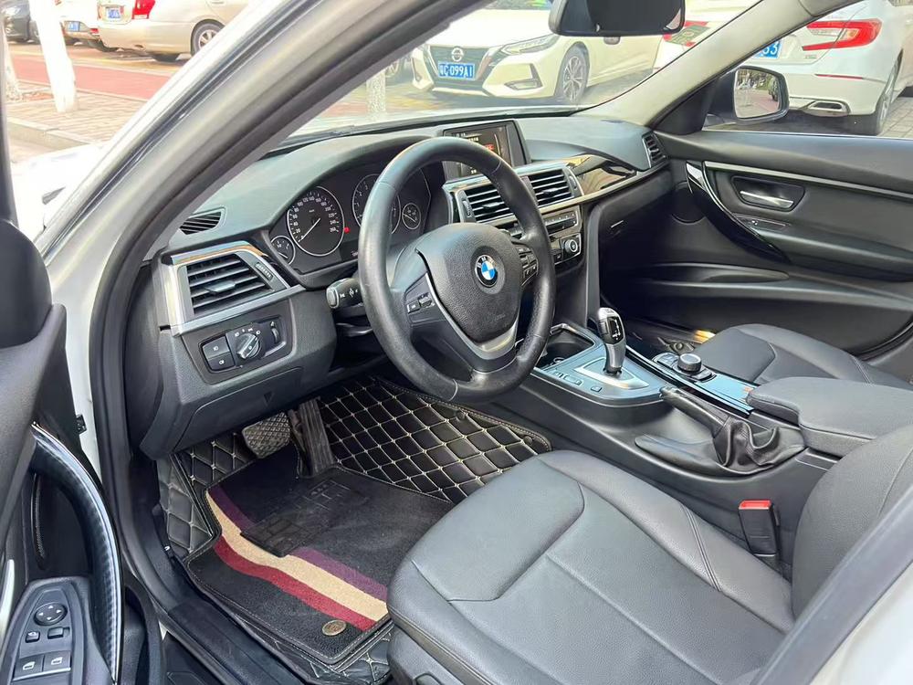 BMW 3 Series 2017 #8 BMW 3 Series 2017 car image #8