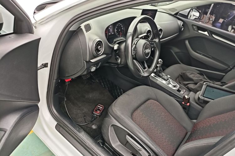 Audi A3 2020 car image #16