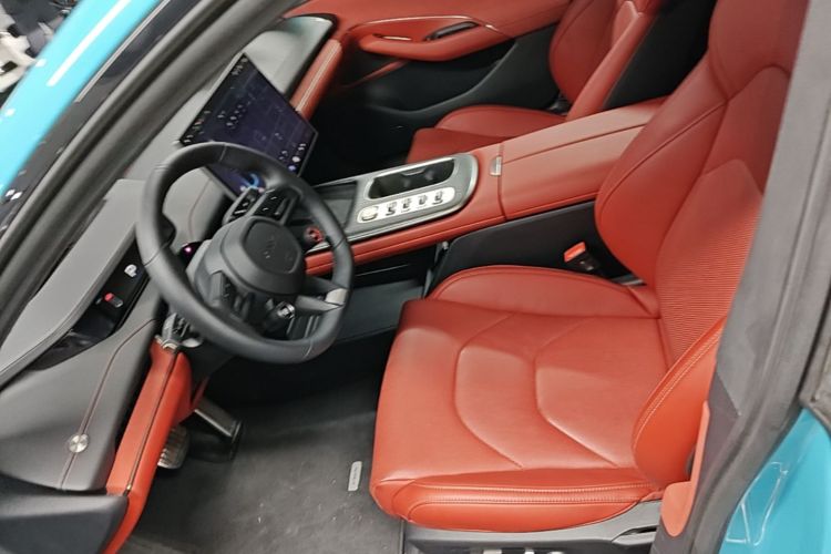 MI SU7 2024 car image #15
