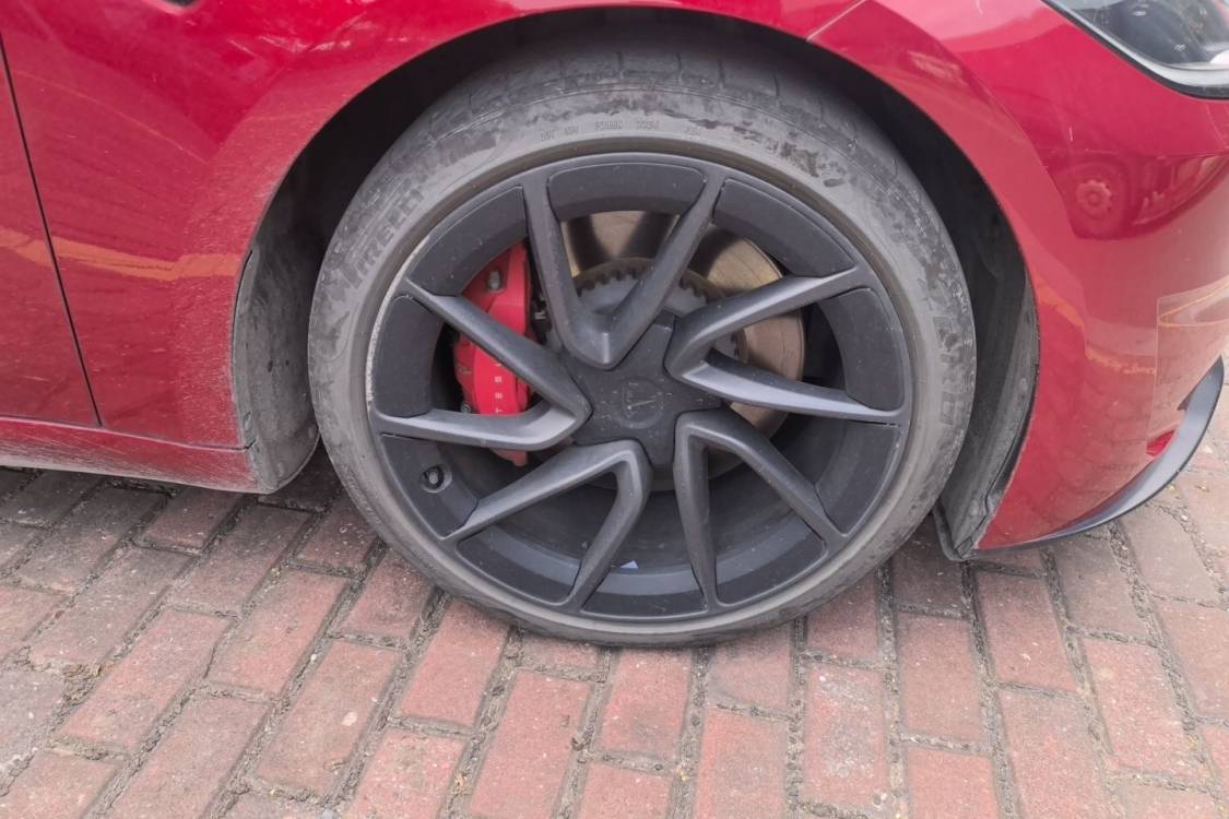 Tesla Model 3 2024 immagine di auto #9