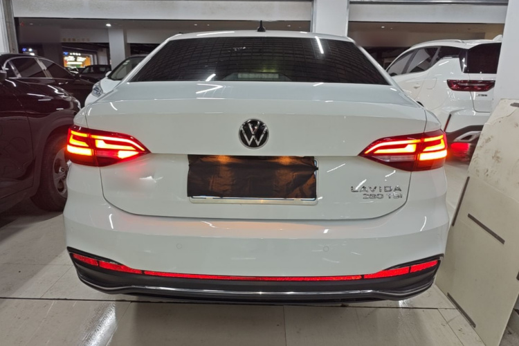 Volkswagen Lavida 2022 #6 Volkswagen Lavida 2022 car image #6