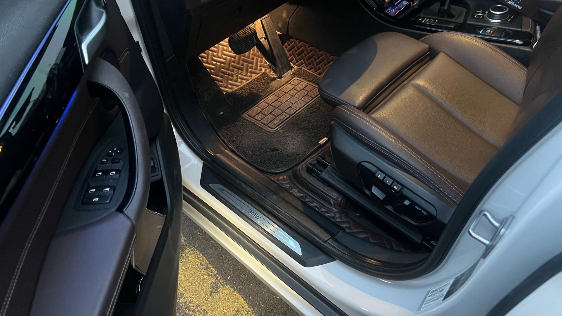 BMW X1 2020 car image #6