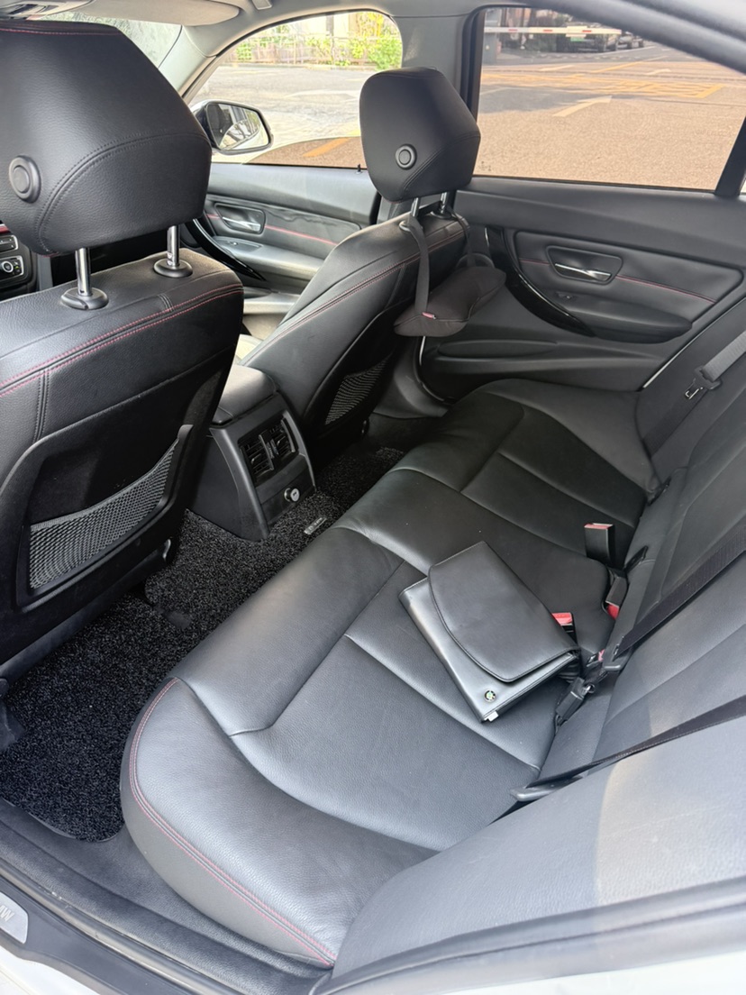 BMW 3 Series (Imported) 2013 imagen de coche #4