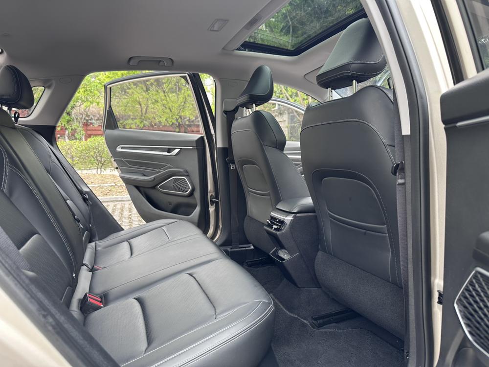 GEELY Emgrand 2022 car image #19