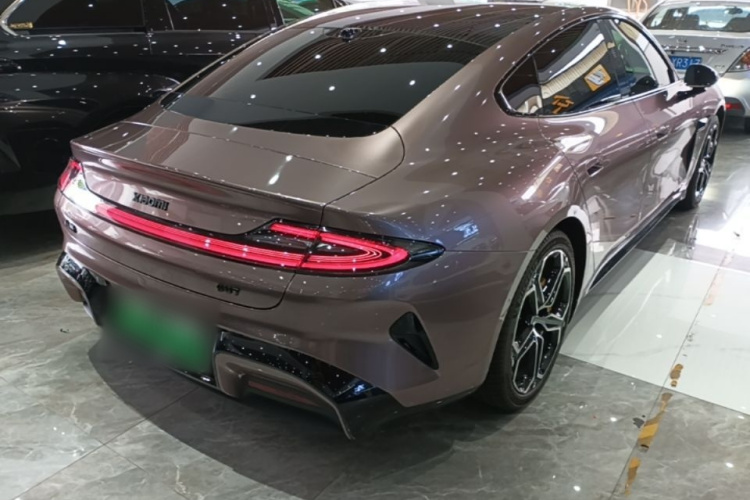 MI SU7 2025 car image #5