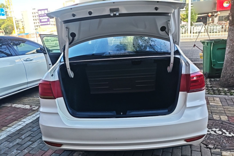 Volkswagen Santana 2019 #19 Volkswagen Santana 2019 car image #19