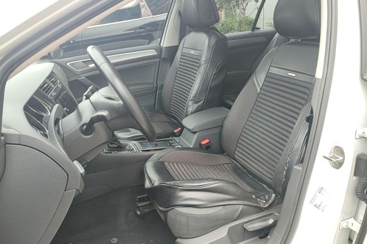 Volkswagen Golf 2019 #15 Volkswagen Golf 2019 car image #15