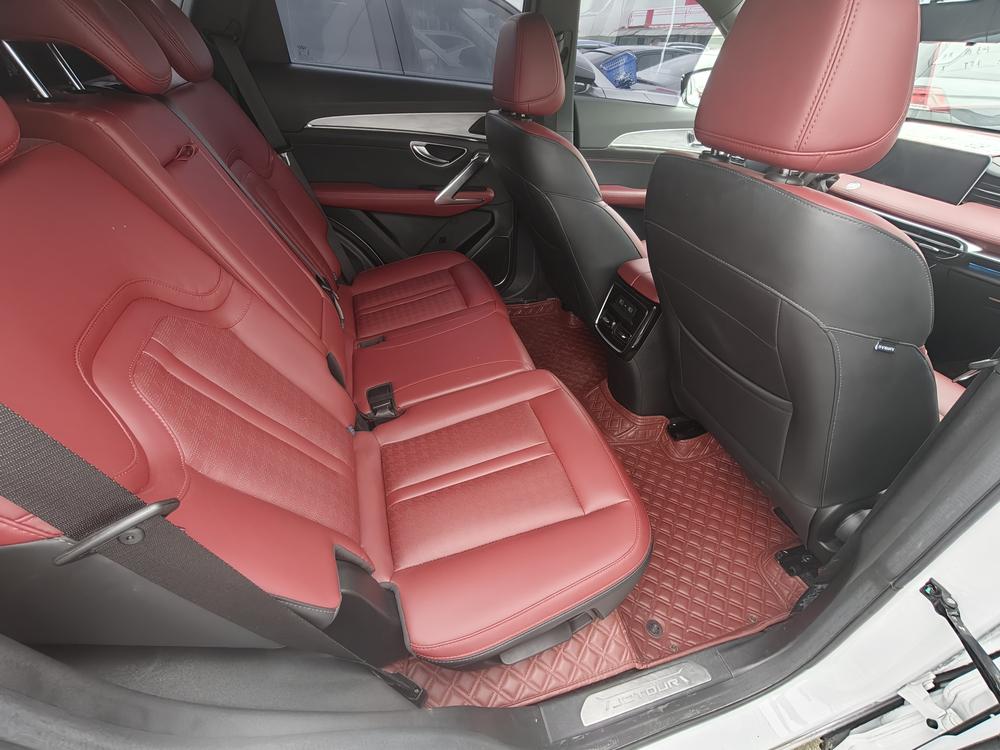 Jetour X70 PLUS 2023 car image #11