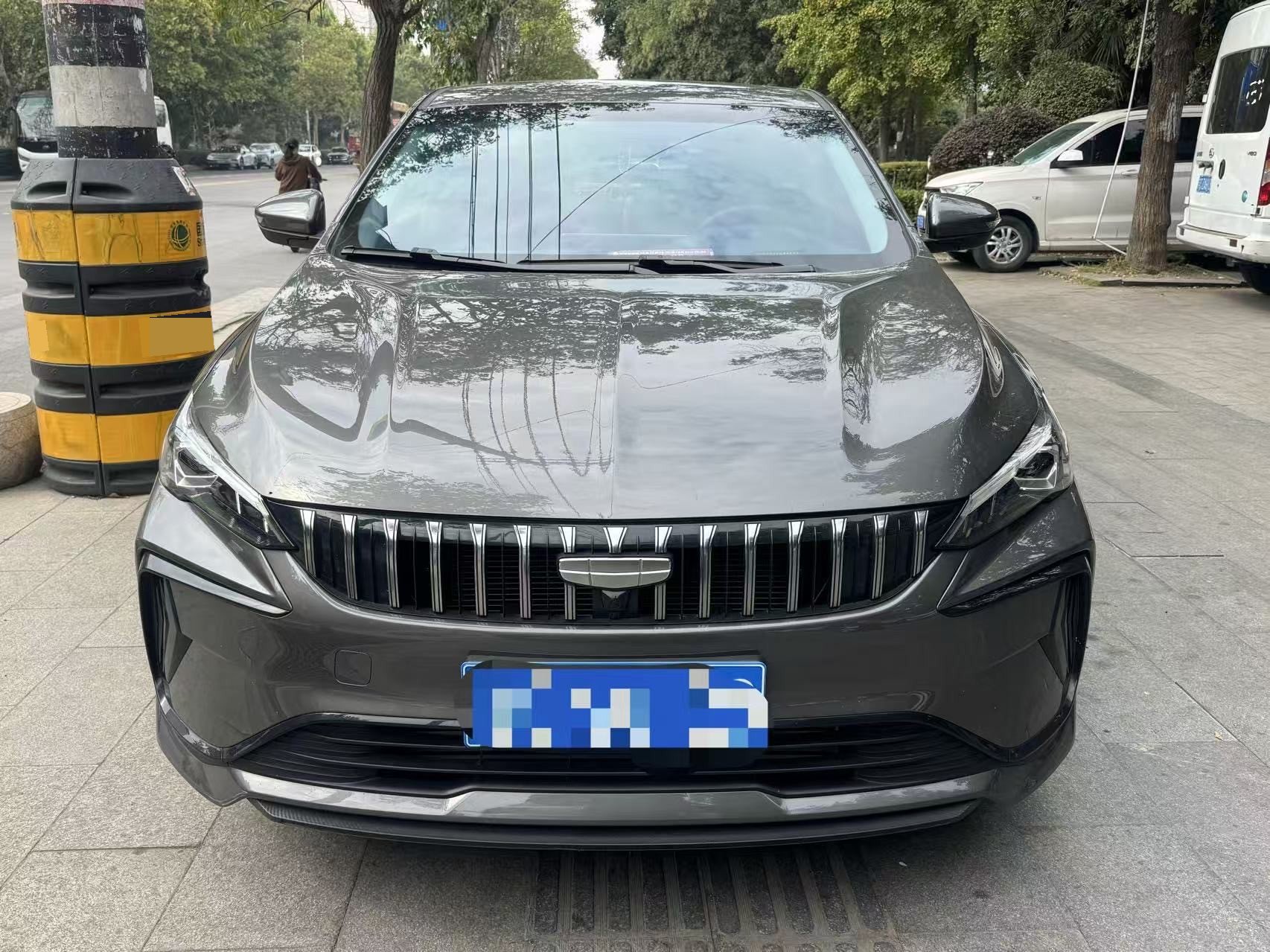 GEELY Binray 2024 #4 GEELY Binray 2024 изображение автомобиля #4