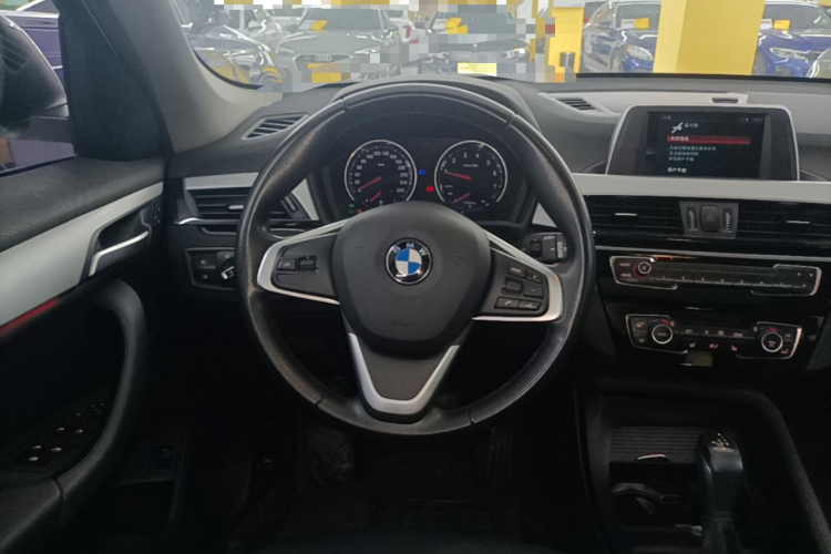 BMW X1 2019 car image #11